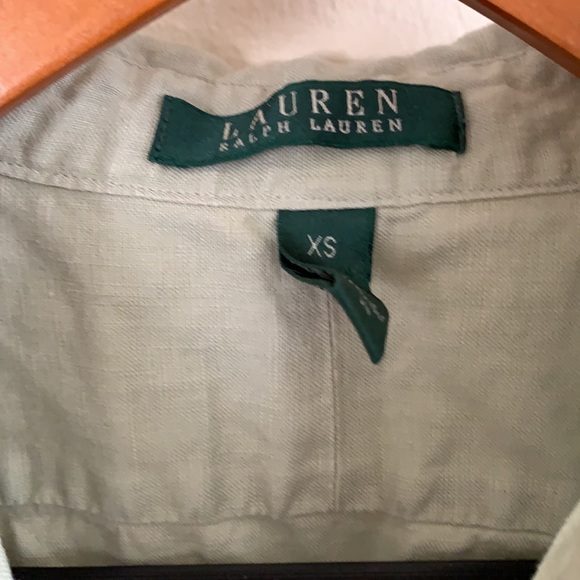 100% Linen Button-Up Top - Picture 2 of 5